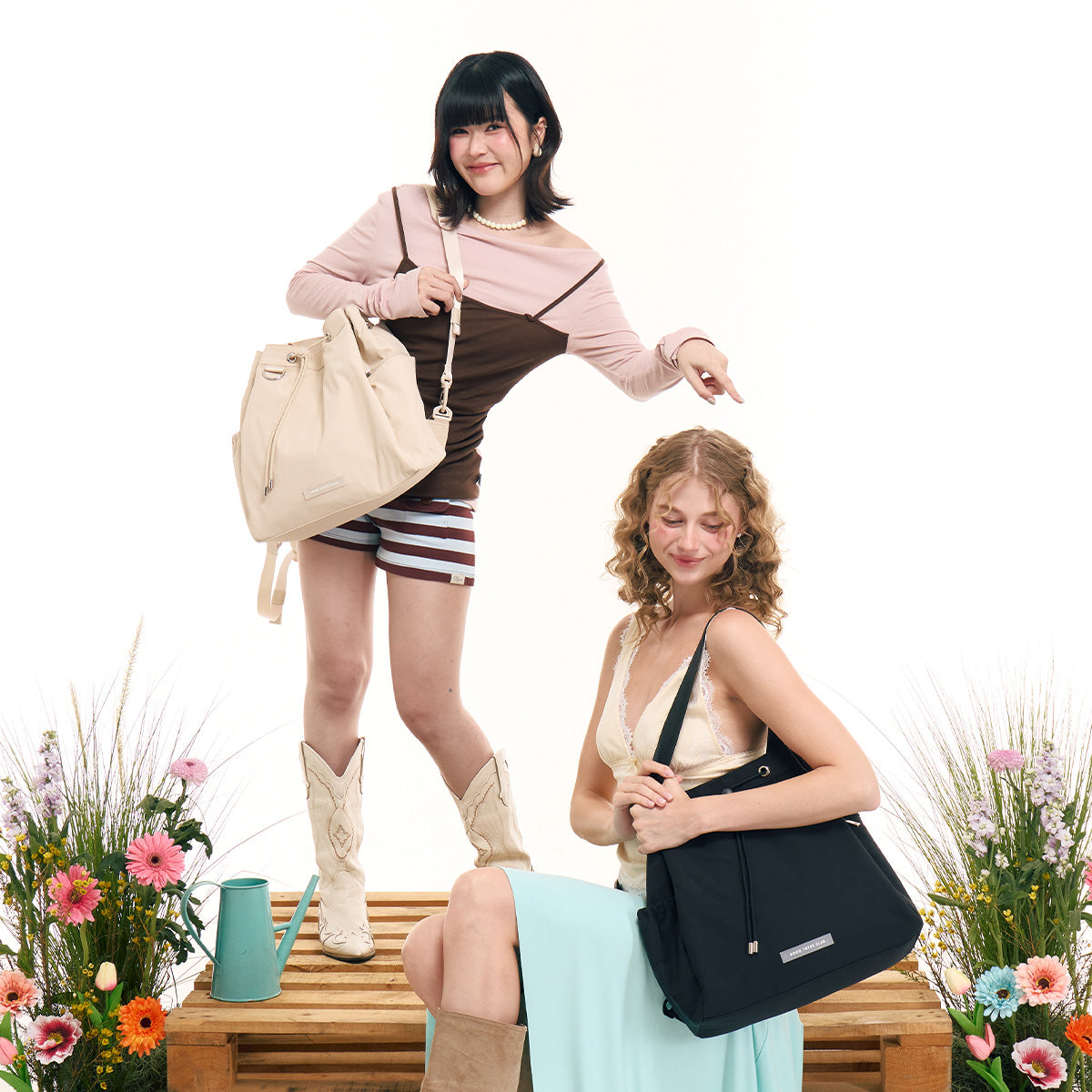 Wander Tote Pack  - Medium (Black)