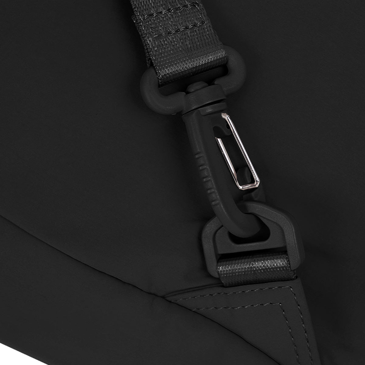 Wander Tote Pack  - Medium (Black)