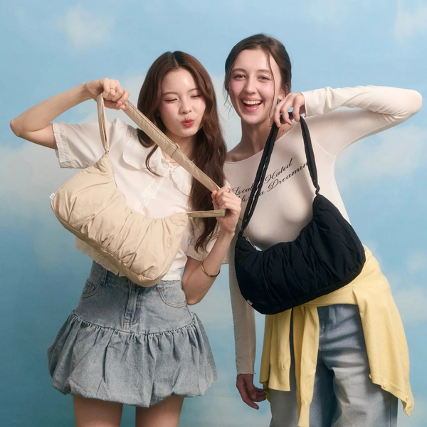 Small Croissant Sling